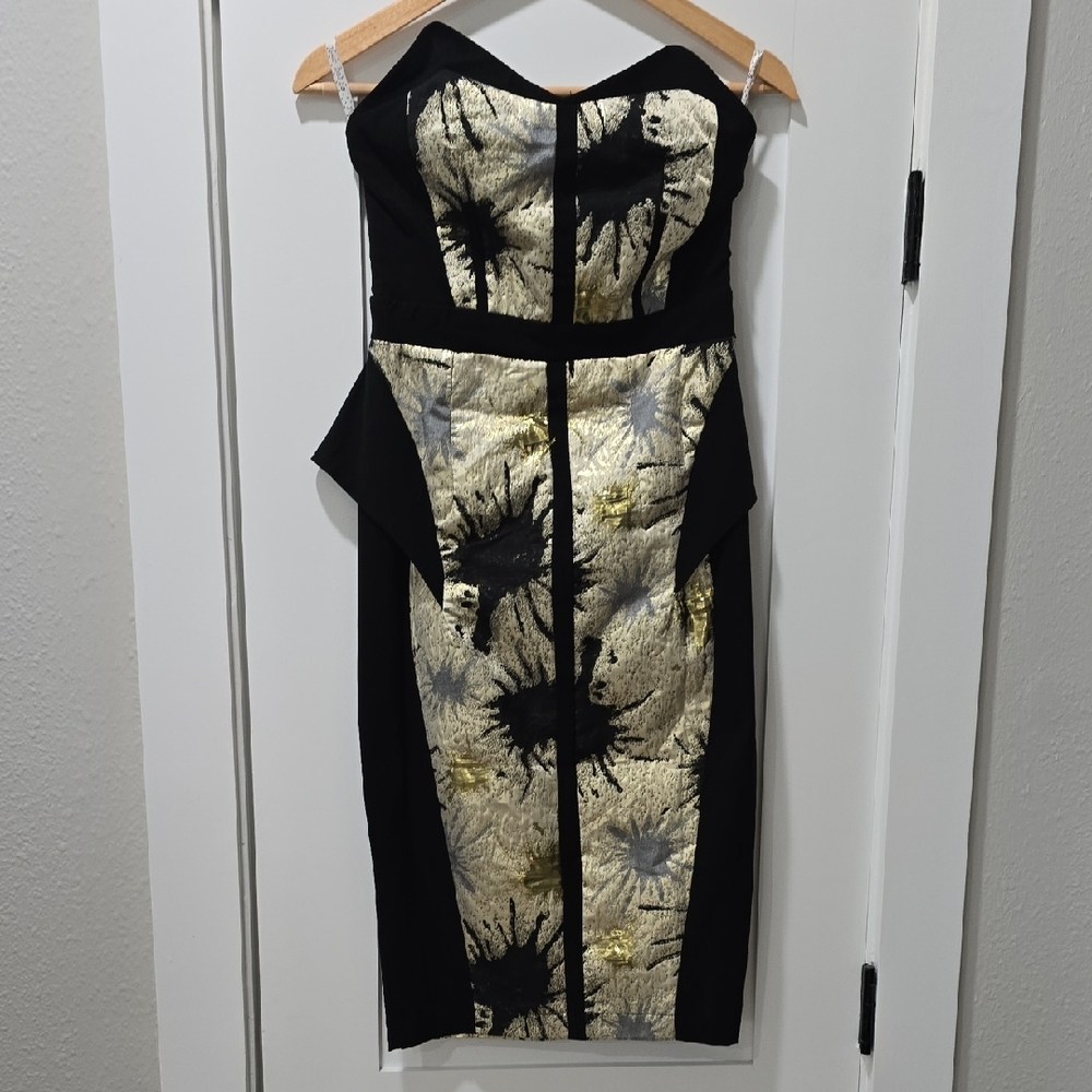 Chic Strapless Black and Gold Dress